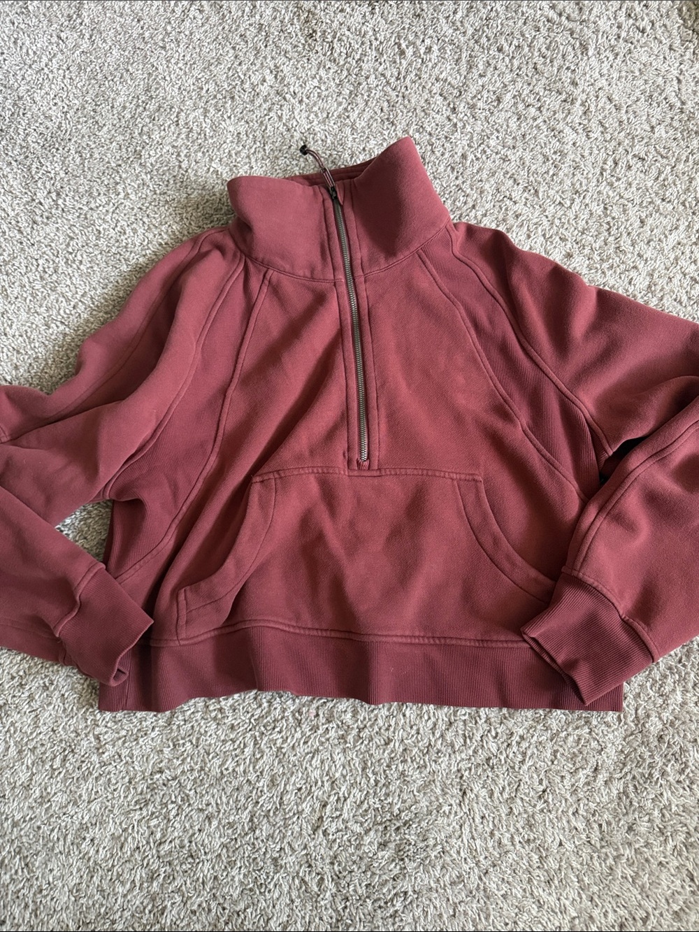 LULULEMON - funnel neck scuba